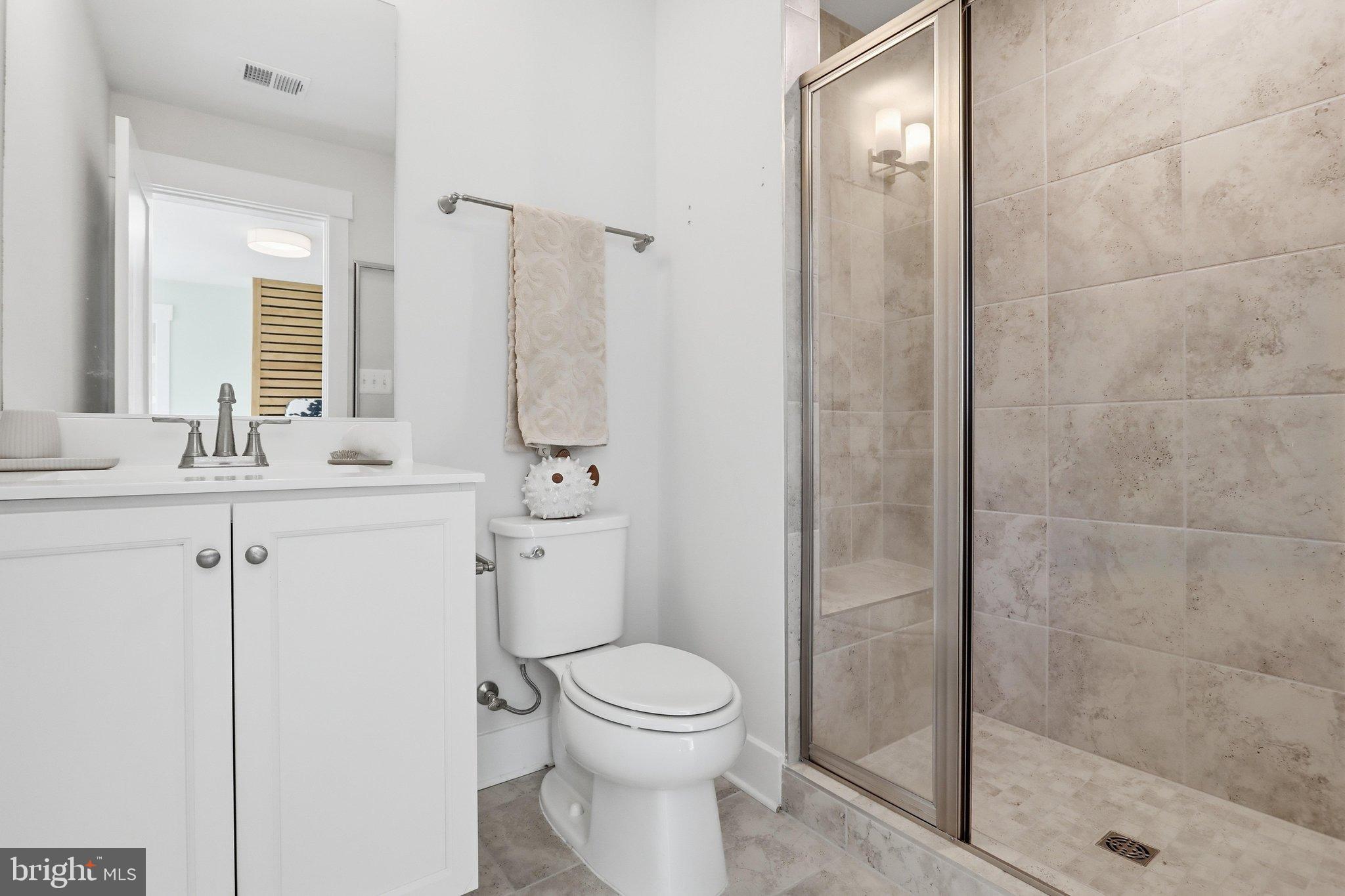 7026 Ridge Road Frederick, MD 21702 - Photo 32 of 77 Bathroom 2