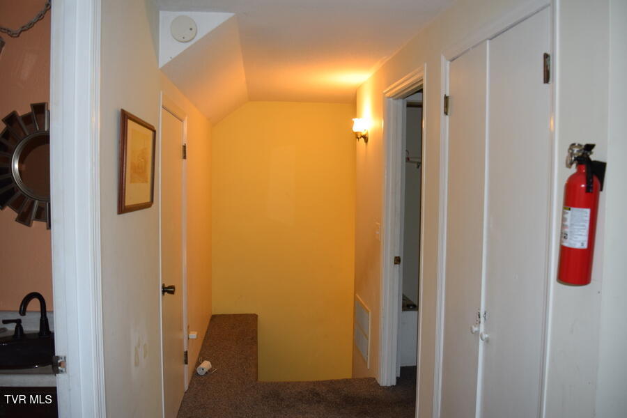 290 Snyder Ridge Road Rose Hill, VA 24281 - Photo 28 of 48 41b4b7e6-4cc3-4f67-a919-e543ebfc7802