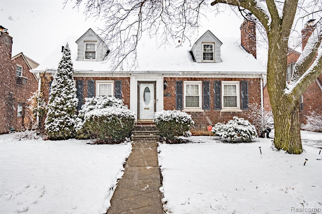 15337 Charles R Avenue Eastpointe, MI 48021 - Photo 1 of 36 Gallery Image 1