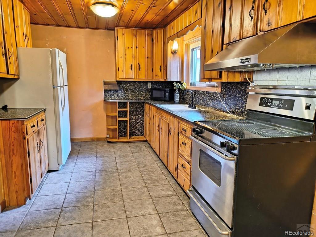 8285 Park Road Rye, CO 81069 - Photo 16 of 47