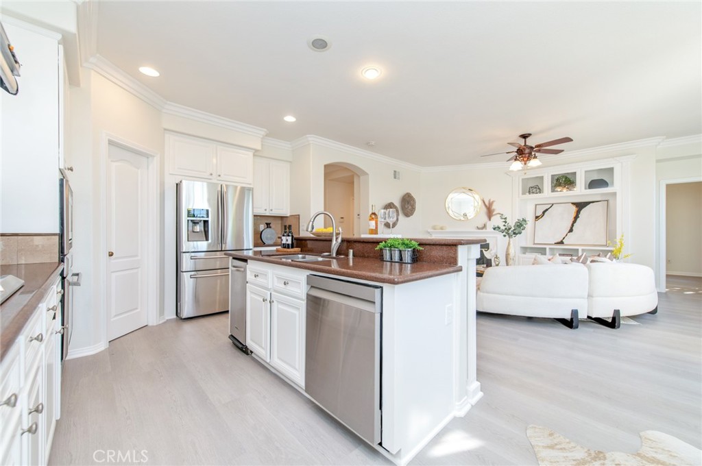 143 Weathervane Irvine, CA 92603 - Photo 23 of 38