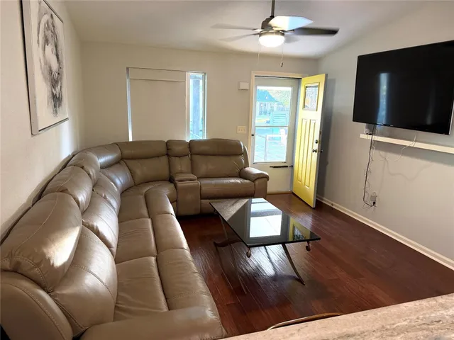 $1,750 | 3616 Munson Street, Austin, TX 78721