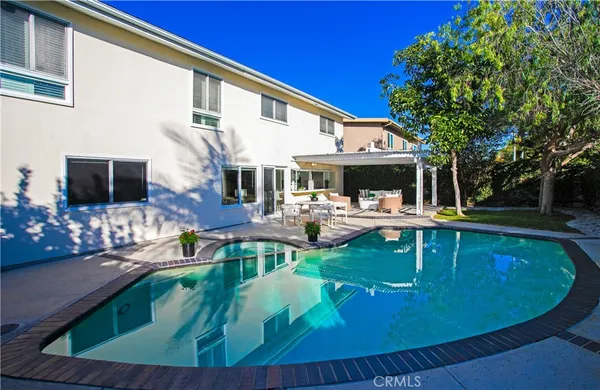 $8,000 | 9882 Kings Canyon Drive, Huntington Beach, CA 92646