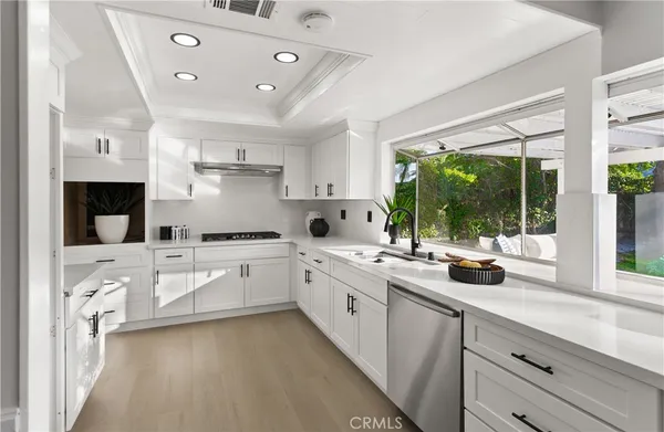 $8,000 | 9882 Kings Canyon Drive, Huntington Beach, CA 92646