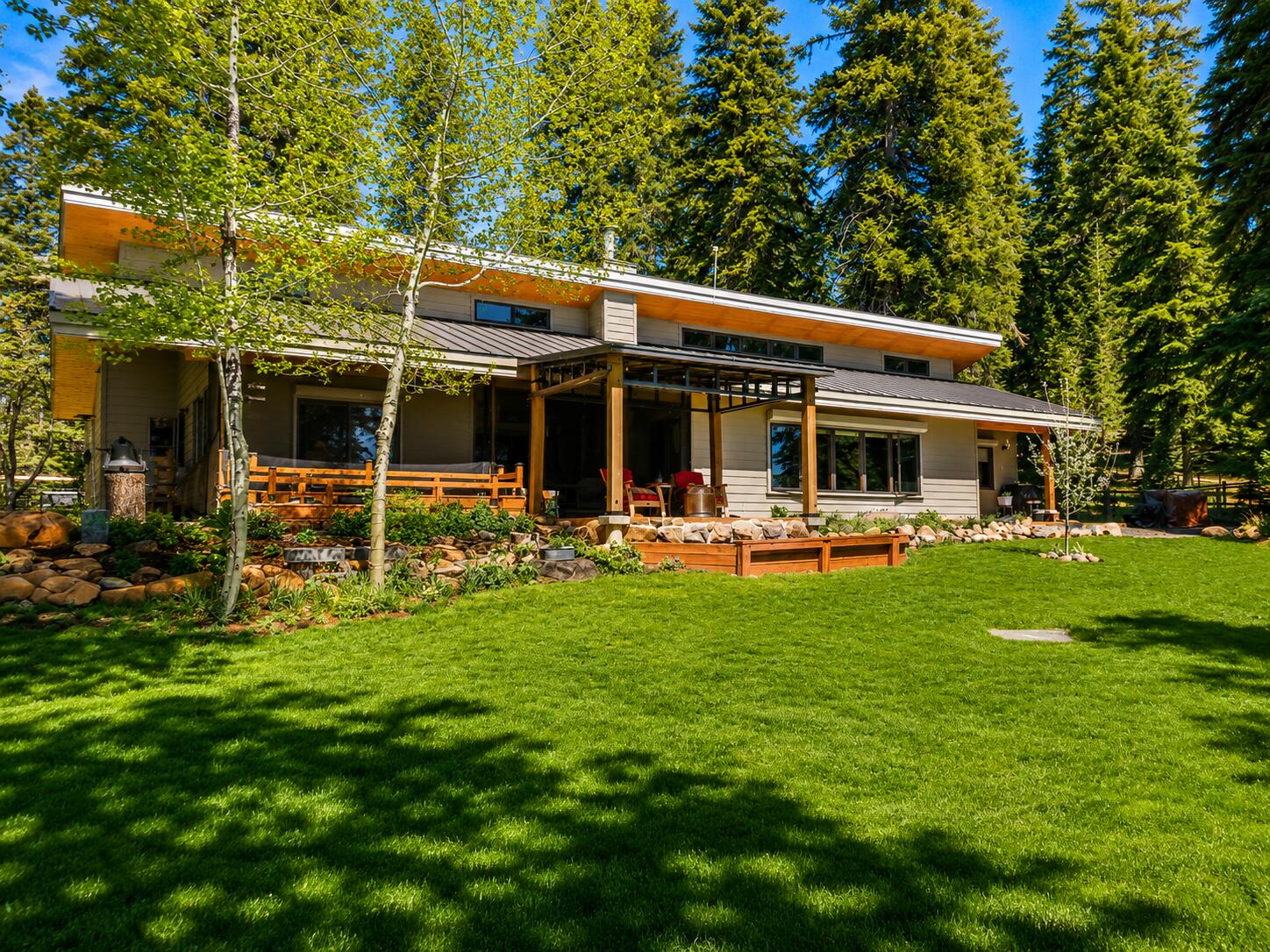 4990 East Hyatt Lake Road Ashland, OR 97520 - Photo 1 of 43 1