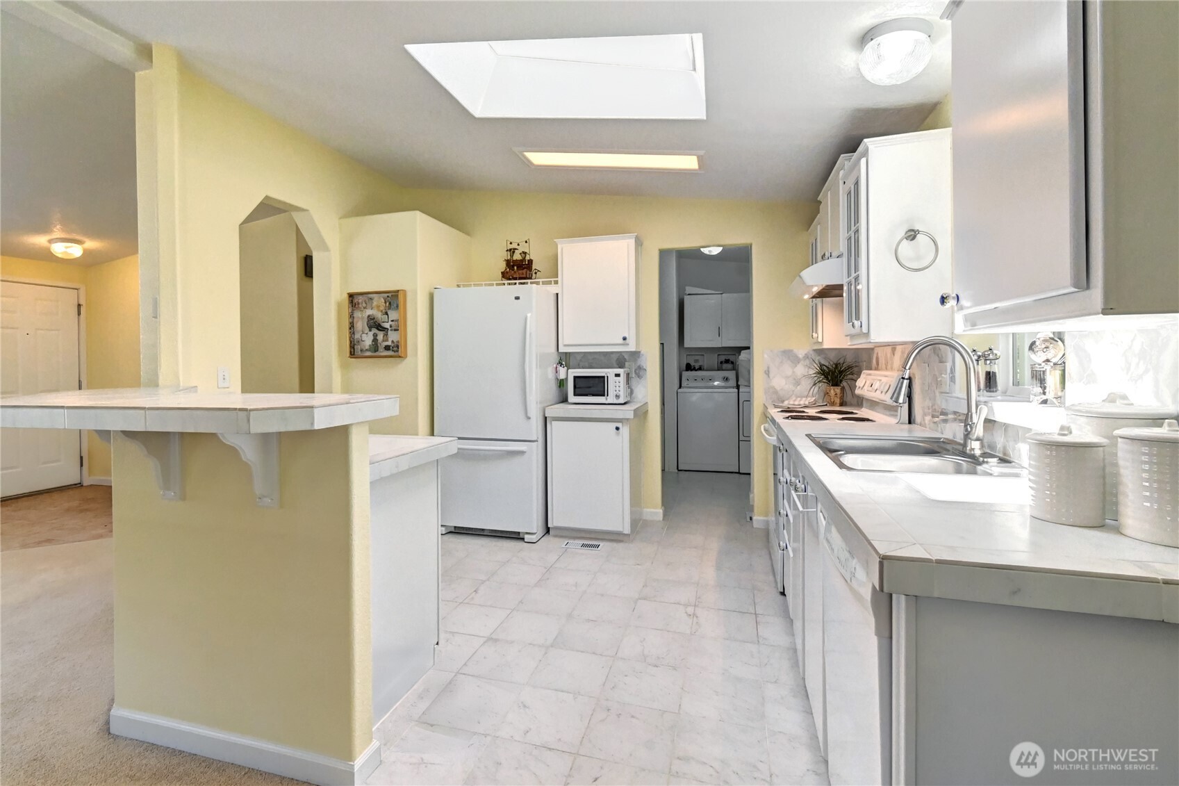 23825 15th Avenue Southeast, Unit 22 Bothell, WA 98021 - Photo 11 of 32