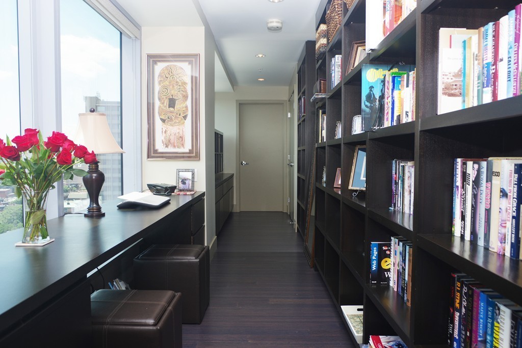 110 Stuart Street, Unit 18J Boston, MA 02116 - Photo 6 of 19