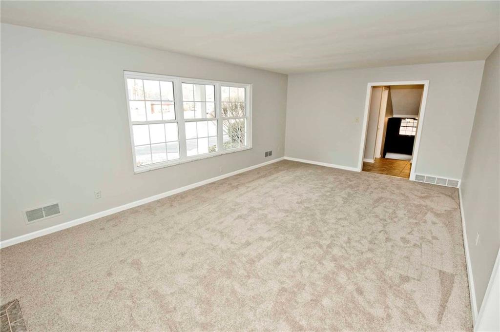 6259 Graham Road Indianapolis, IN 46220 - Photo 8 of 44