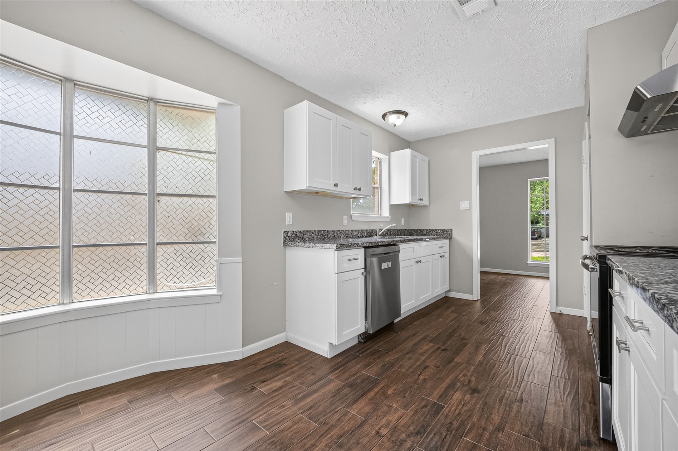 706 Buoy Road Houston, TX 77062 - Photo 18 of 43