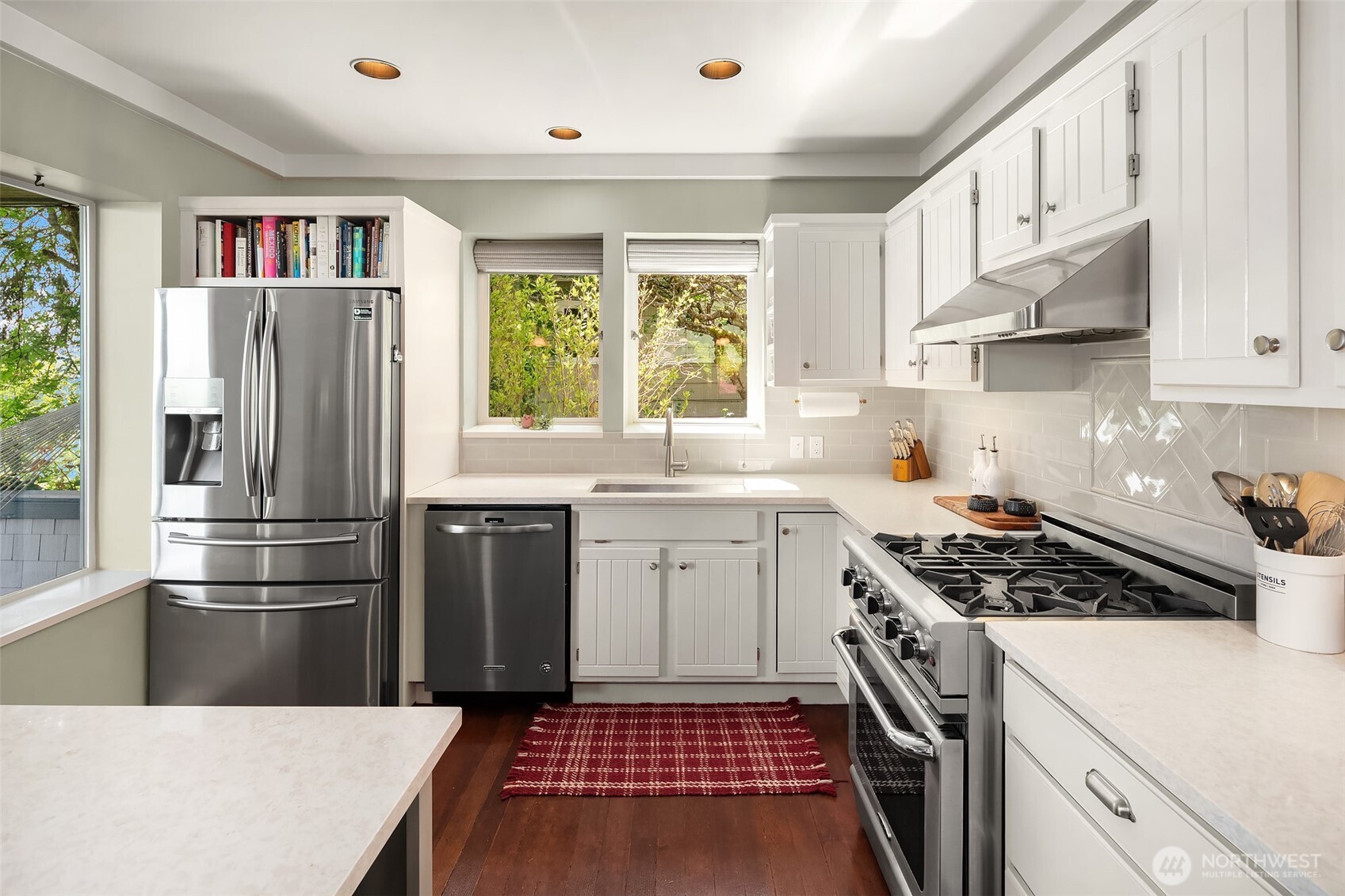 14830 Glen Acres Road Southwest Vashon, WA 98070 - Photo 13 of 38 Gallery Image 13