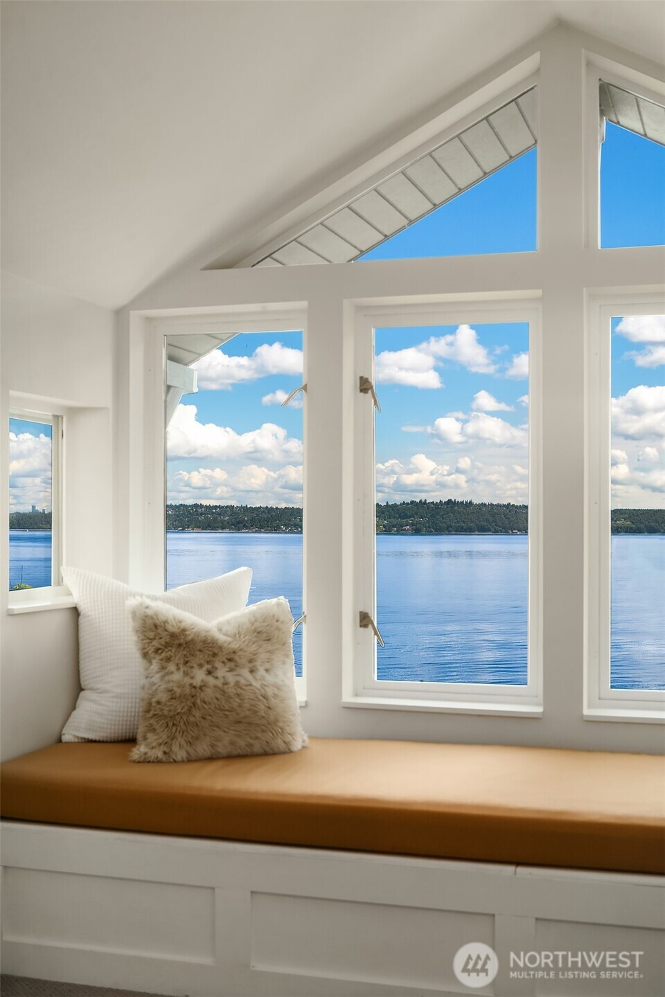 14830 Glen Acres Road Southwest Vashon, WA 98070 - Photo 17 of 38 Gallery Image 17