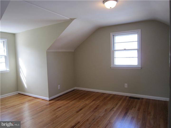 515 Democrat Road Gibbstown, NJ 08027 - Photo 14 of 19 Bedroom 3