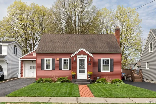 $278,900 | 504 Walnut Street, Manlius, NY 13066