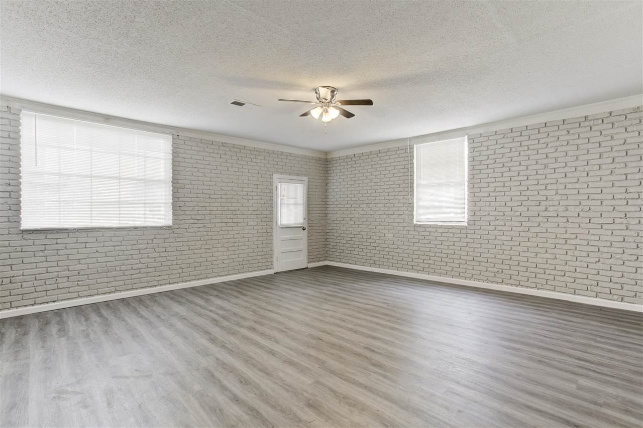 4787 Yale Road Memphis, TN 38128 - Photo 9 of 23 Gallery Image 9