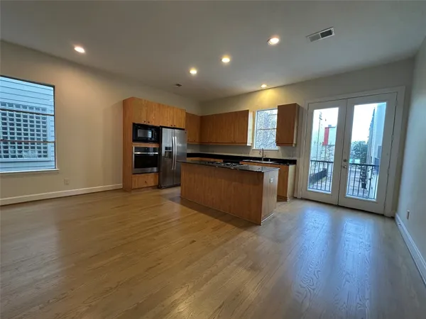 $2,950 | 2713 Crawford Street, Houston, TX 77004