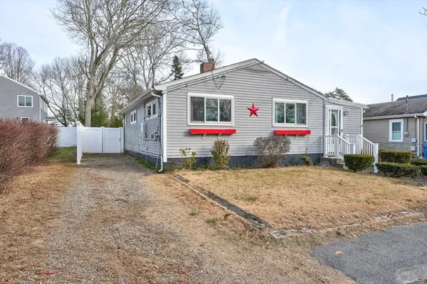 a front view of house with yard