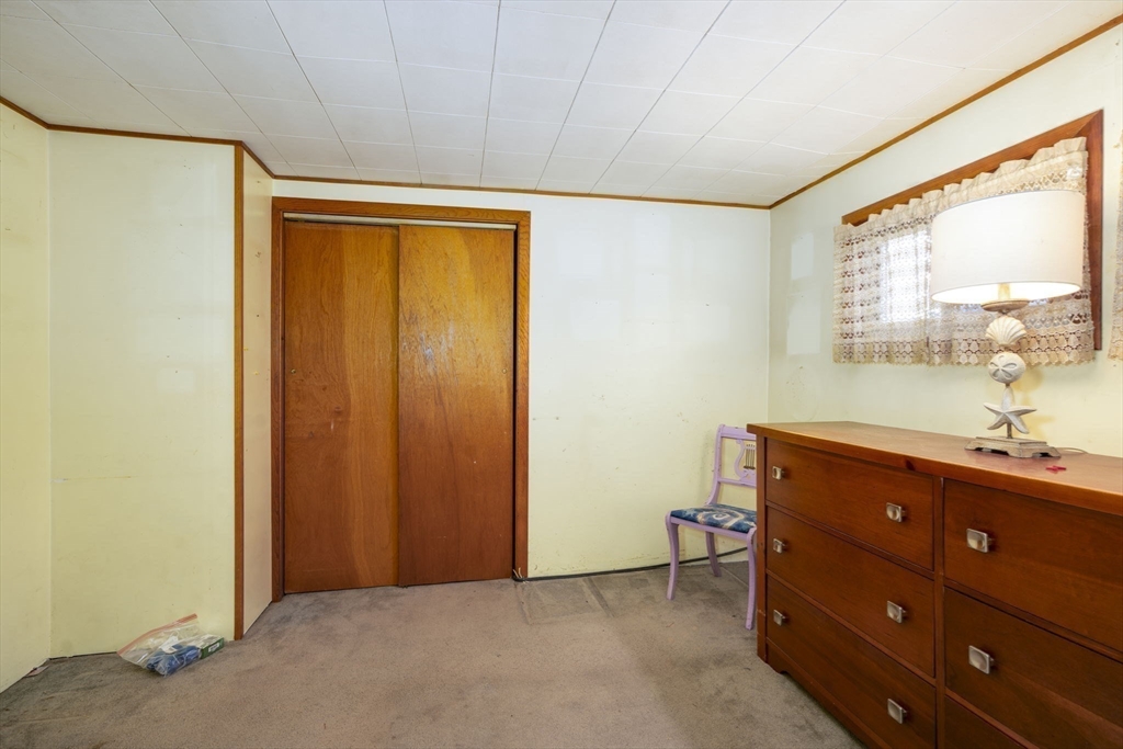 64 Rose Point Avenue Wareham, MA 02576 - Photo 8 of 31