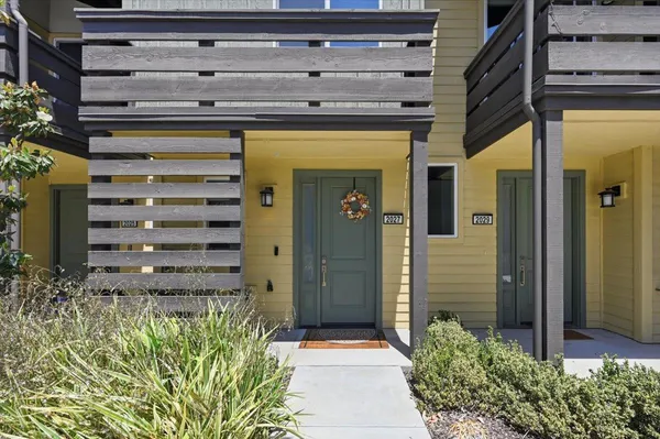 $1,298,000 | 2027 Joshua Tree Circle, Milpitas, CA 95035