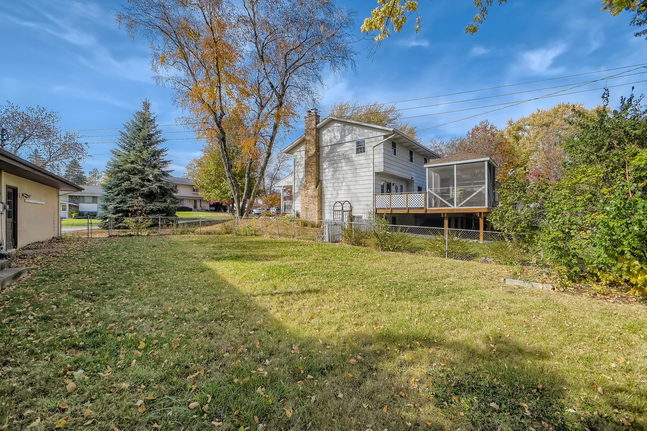 536 Benz Road New Brighton, MN 55112 - Photo 26 of 27 Gallery Image 26