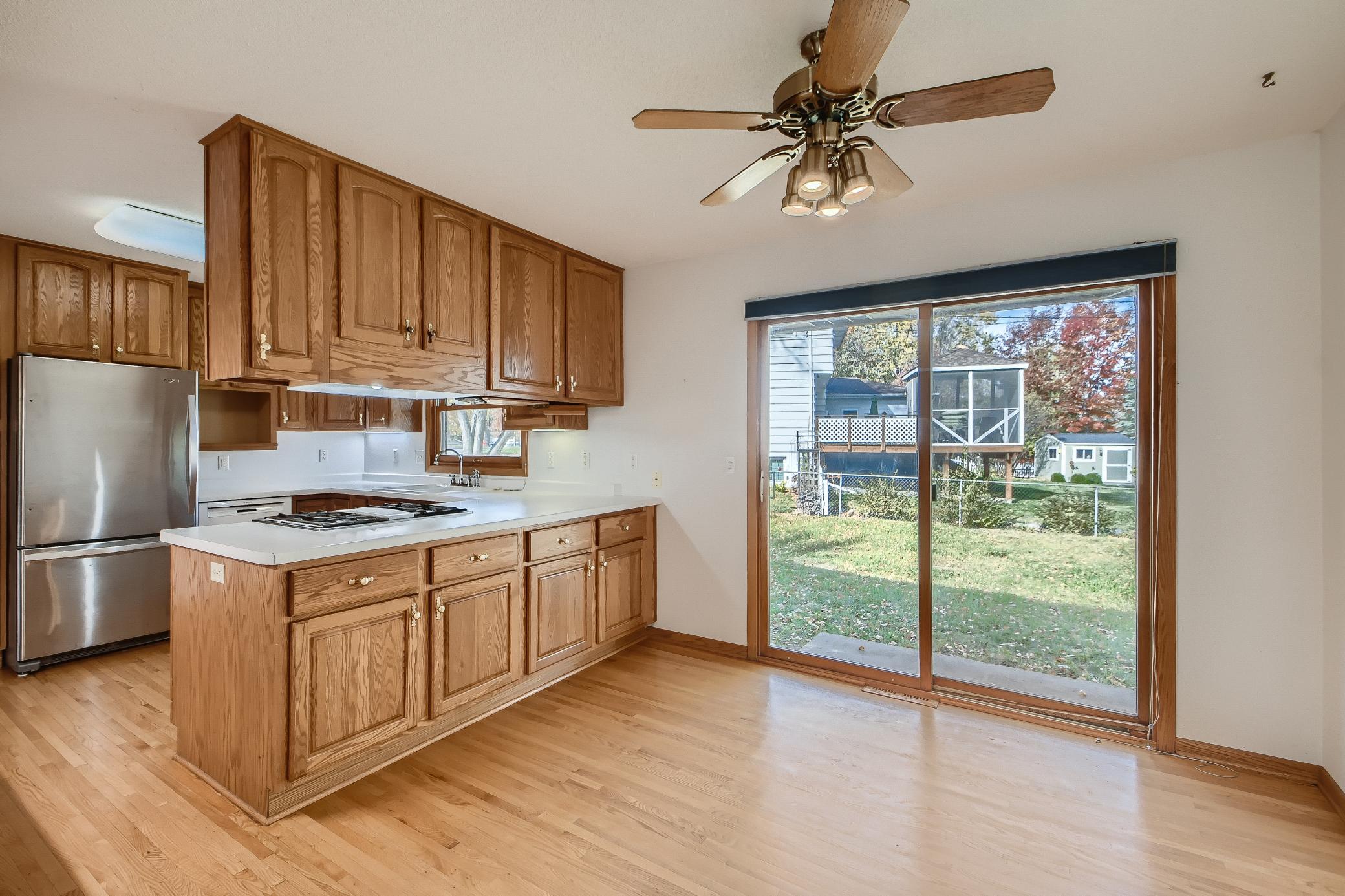 536 Benz Road New Brighton, MN 55112 - Photo 9 of 27 Gallery Image 9