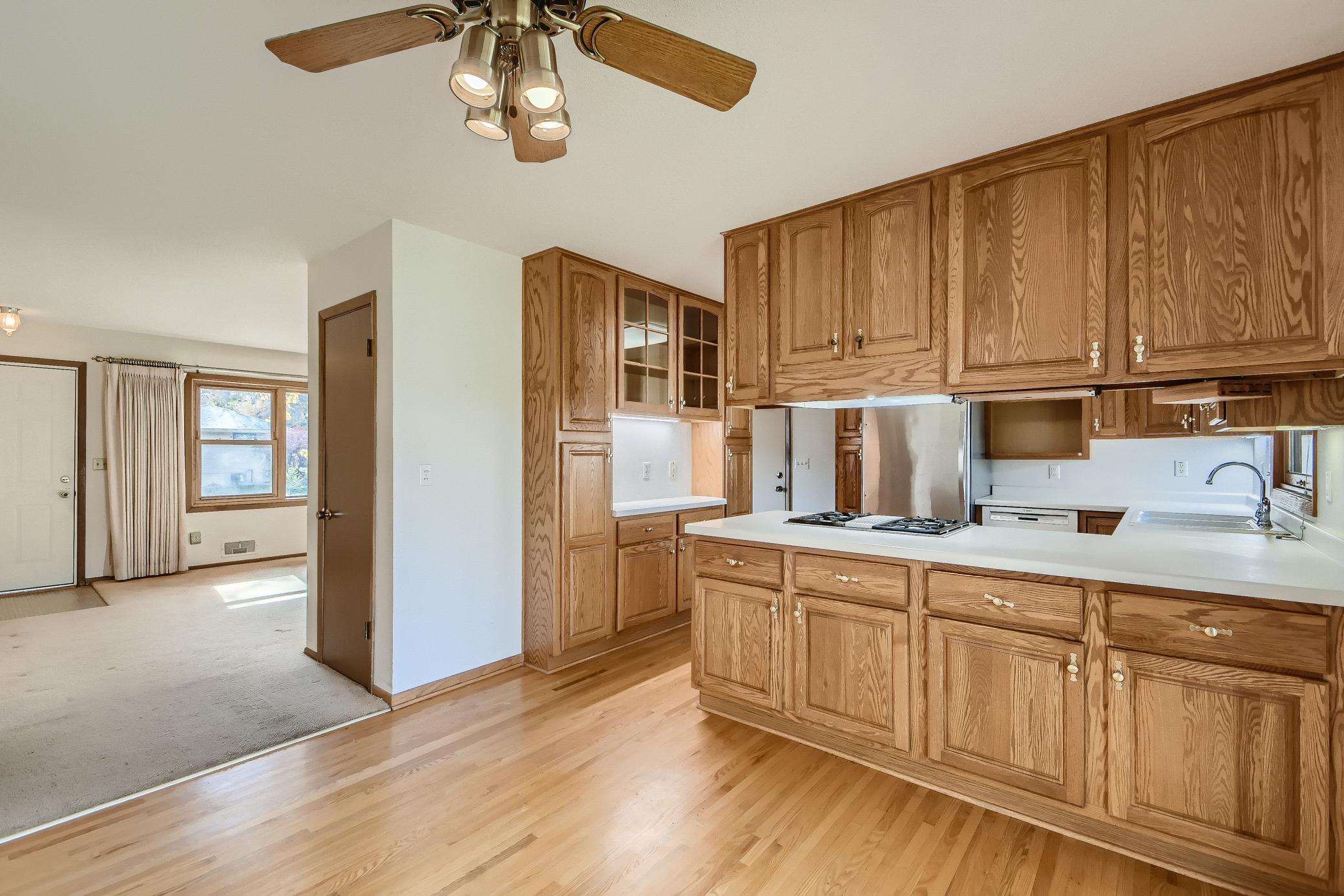 536 Benz Road New Brighton, MN 55112 - Photo 10 of 27 Gallery Image 10