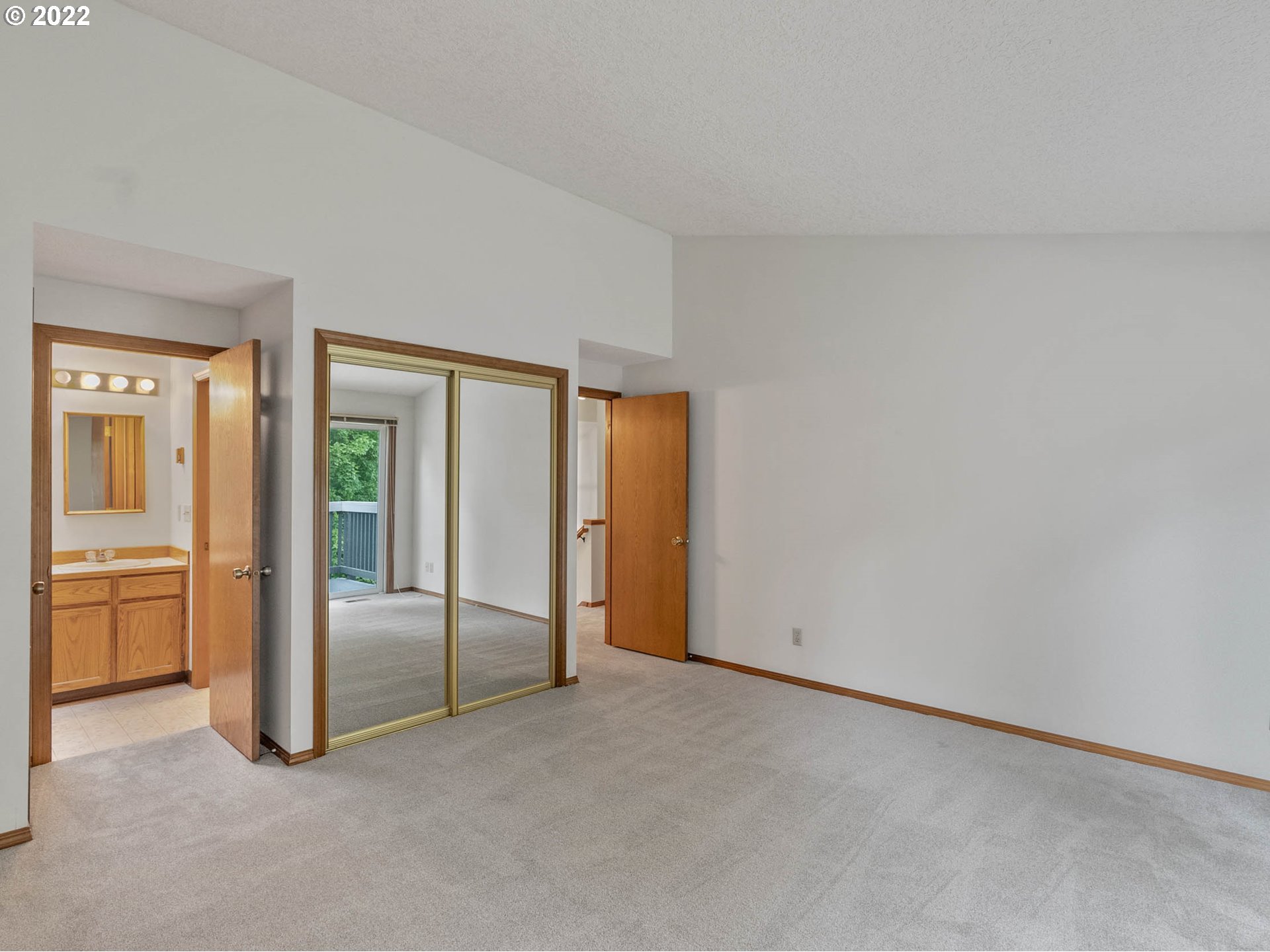 20470 Southwest Rosa Drive Beaverton, OR 97078 - Photo 13 of 32 Bedroom, Primary