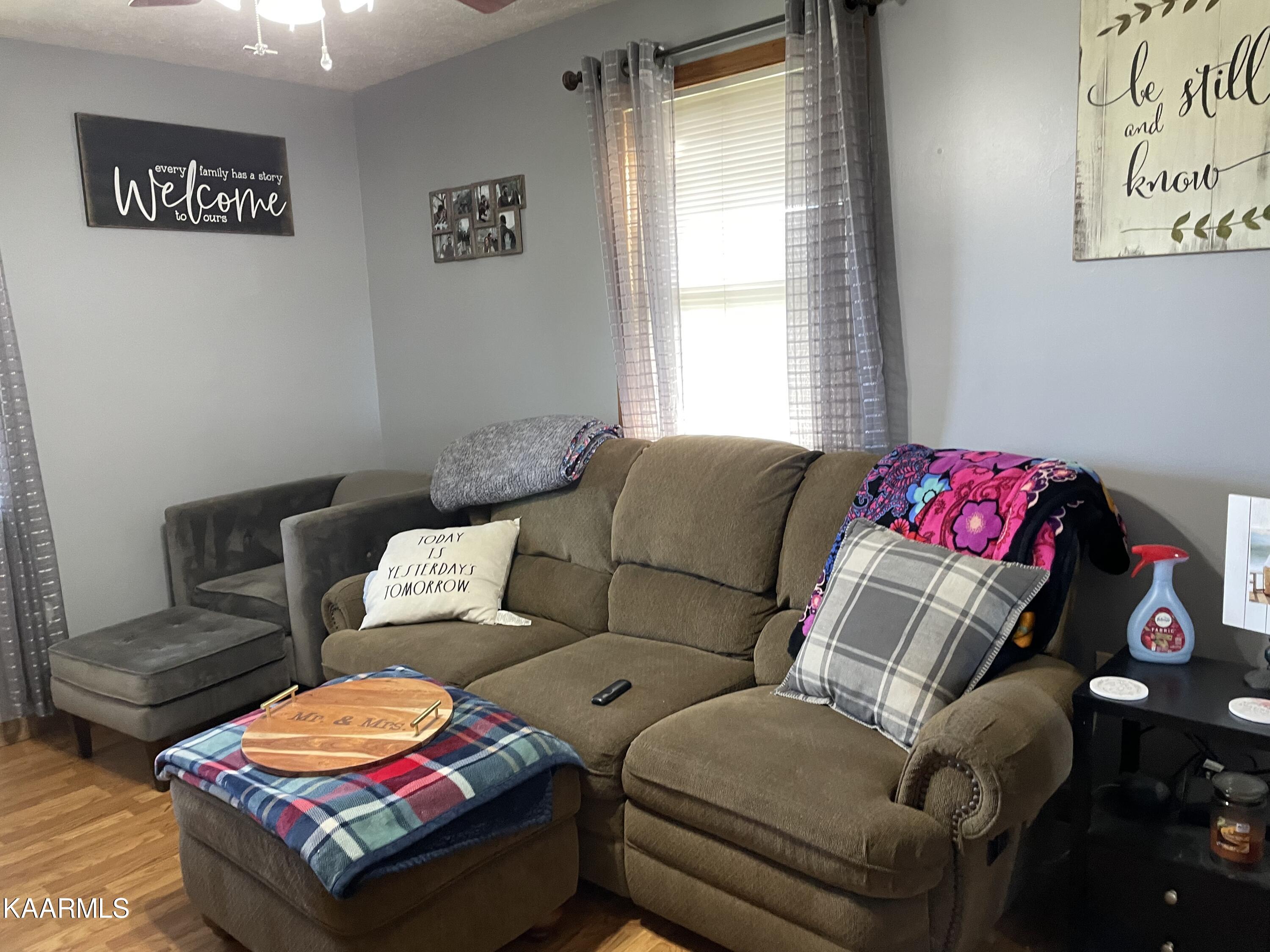 397 Whitaker Lane Tazewell, TN 37879 - Photo 8 of 13 3C559A52-D4D9-42B4-9BDD-01CC27AC8CDE