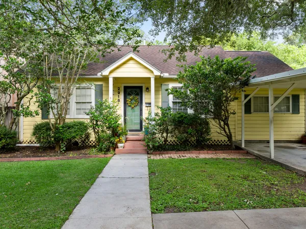 $164,000 | 2918 Avenue I, Bay City, TX 77414