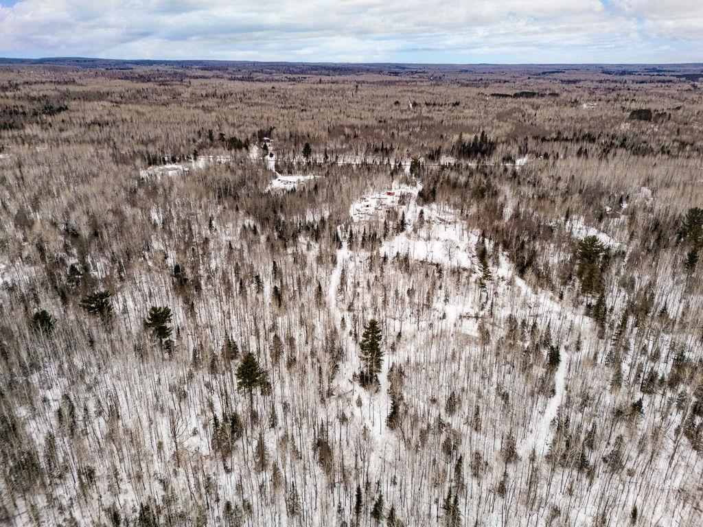 Two Westover Road Two Harbors, MN 55616 - Photo 4 of 9