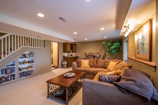 293 Ridge Road North Aurora, IL 60542 - Photo 19 of 21 a living room with furniture and a window