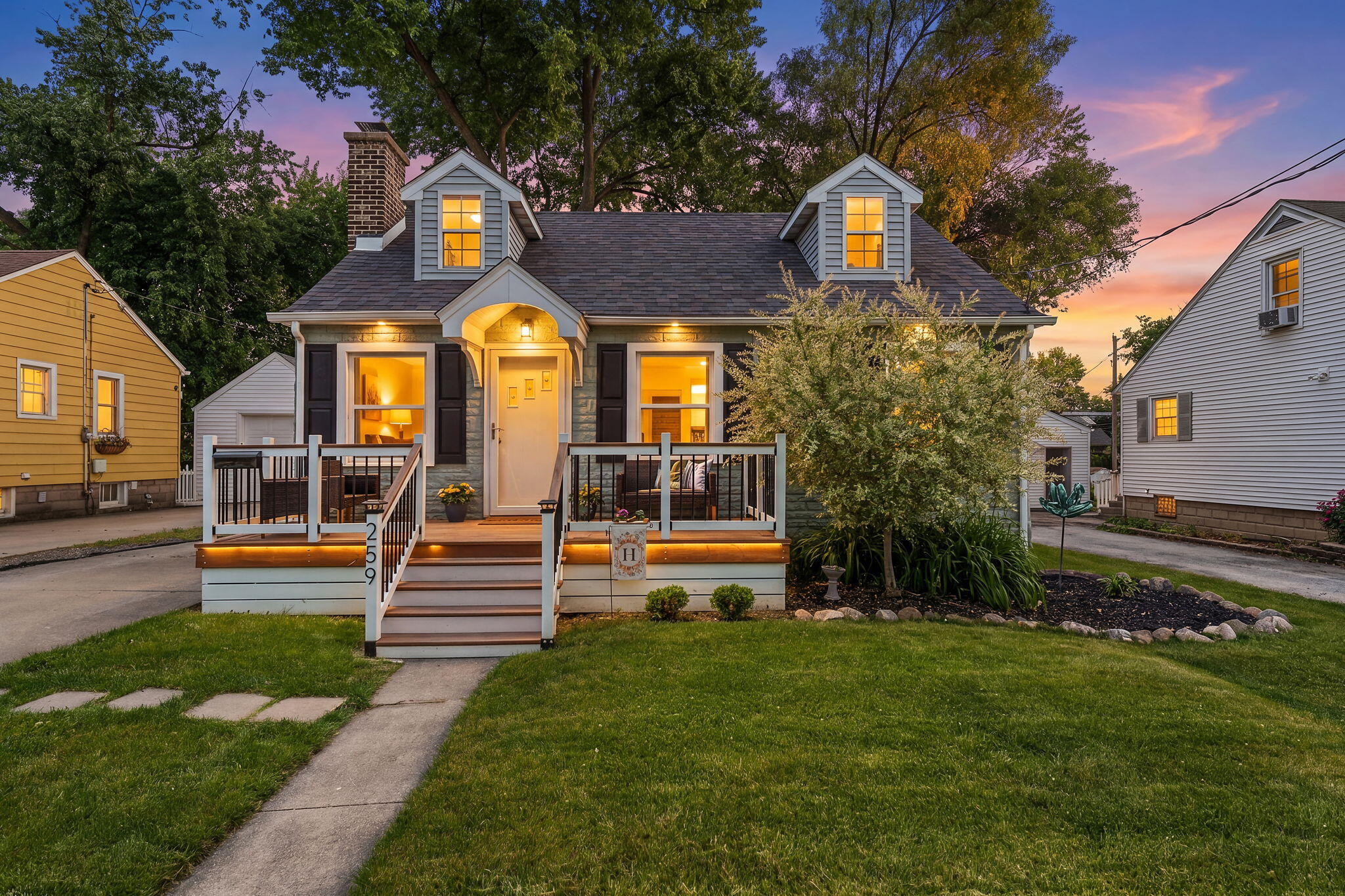 259 Wood Street Crown Point, IN 46307 - Photo 1 of 33 2048x1365
