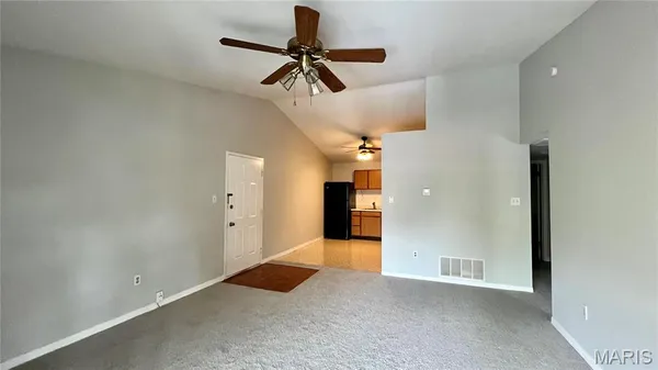 $1,300 | 717 Ridgeside Drive, Unit L, Ballwin, MO 63021