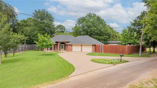 $339,000 | 169 Private Road 8519, Van, TX 75790