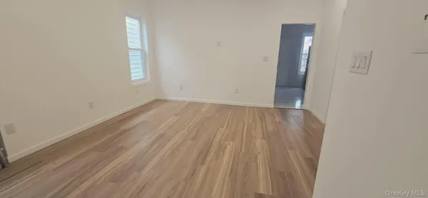 $3,300 | 78-29 68th Avenue | Middle Village