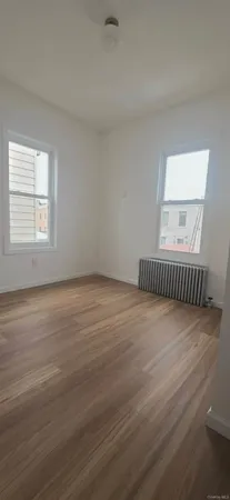 $3,300 | 78-29 68th Avenue | Middle Village