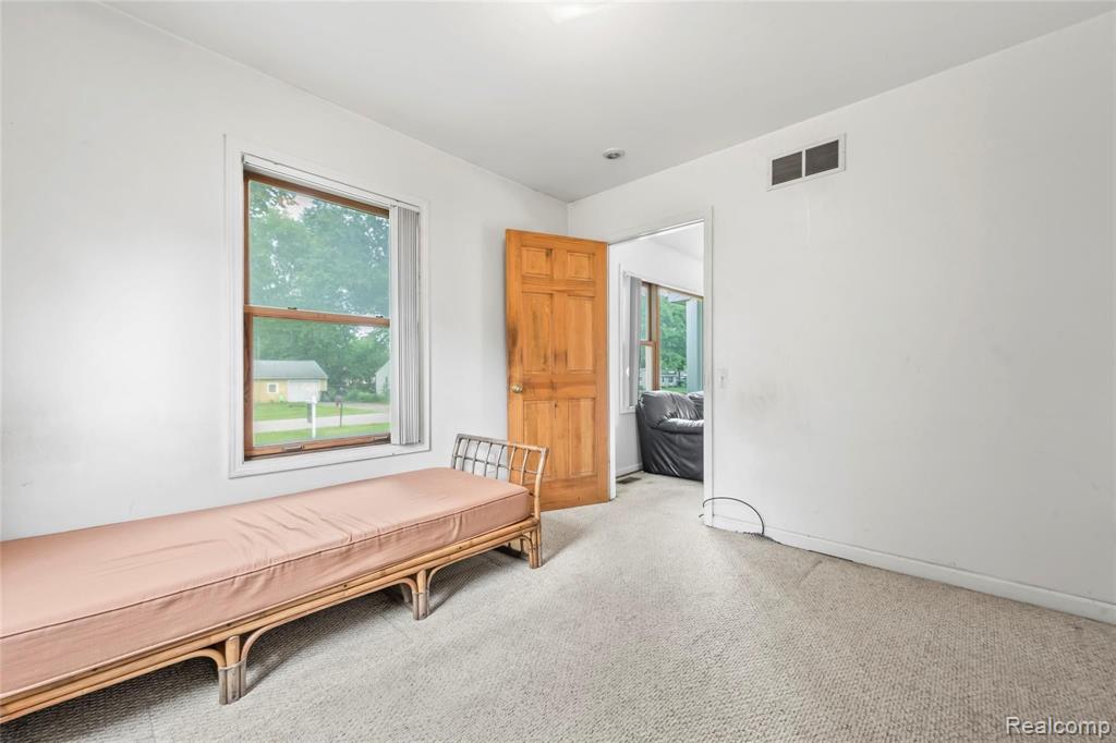 2976 Melvin Avenue Rochester Hills, MI 48307 - Photo 14 of 32
