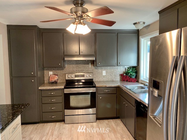 4606 Northeast 22nd Place Renton, WA 98059 - Photo 8 of 24