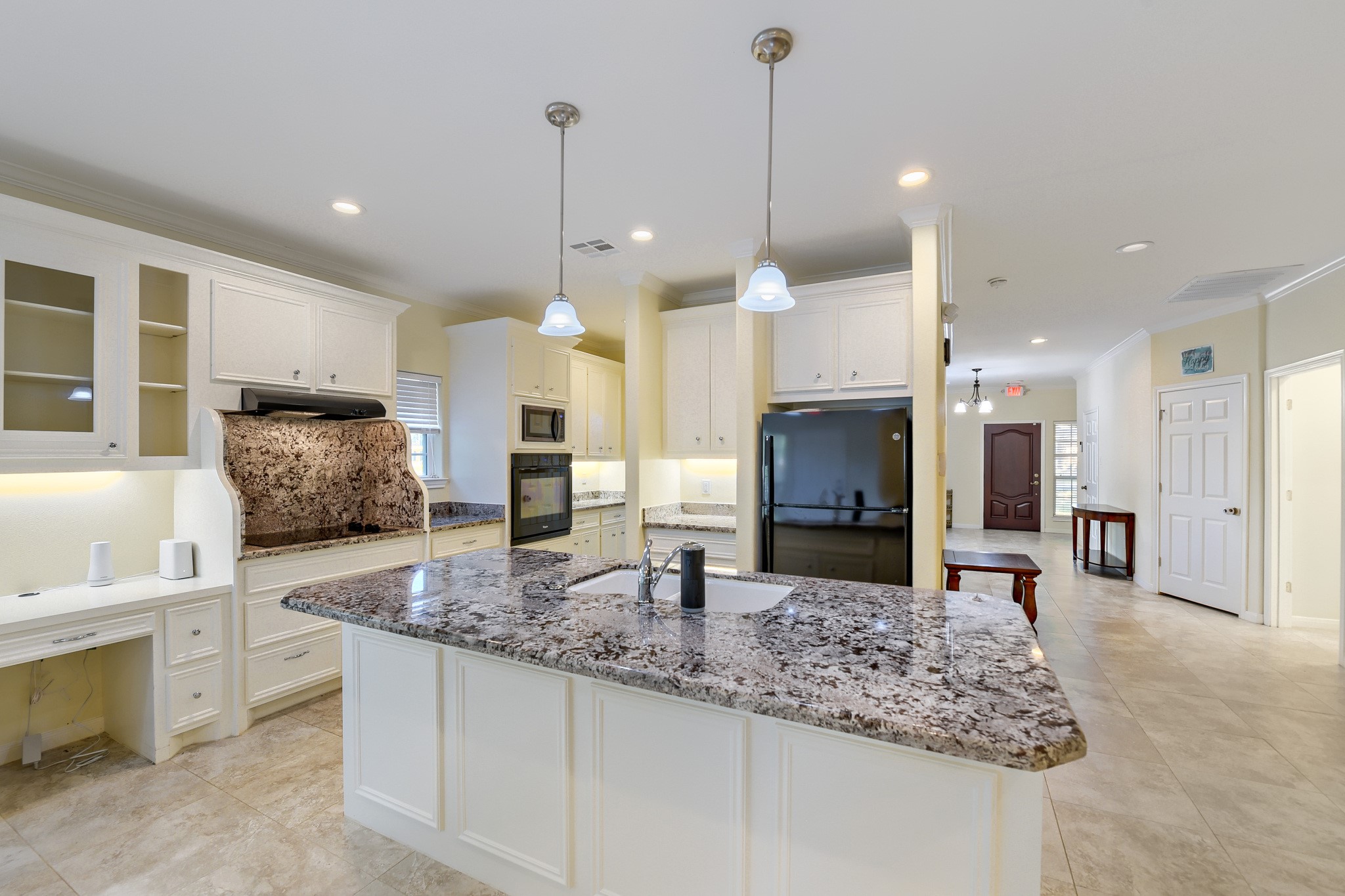 2215 Penick Road Waller, TX 77484 - Photo 10 of 33 Large kitchen with plenty of countertop space and storage