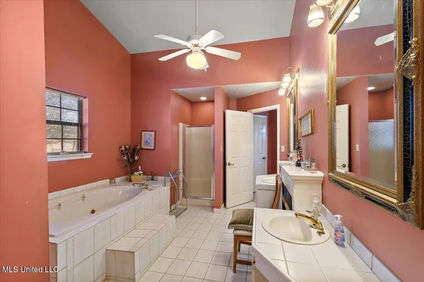 $488,000 | 7994 Midway Road, Raymond, MS 39154