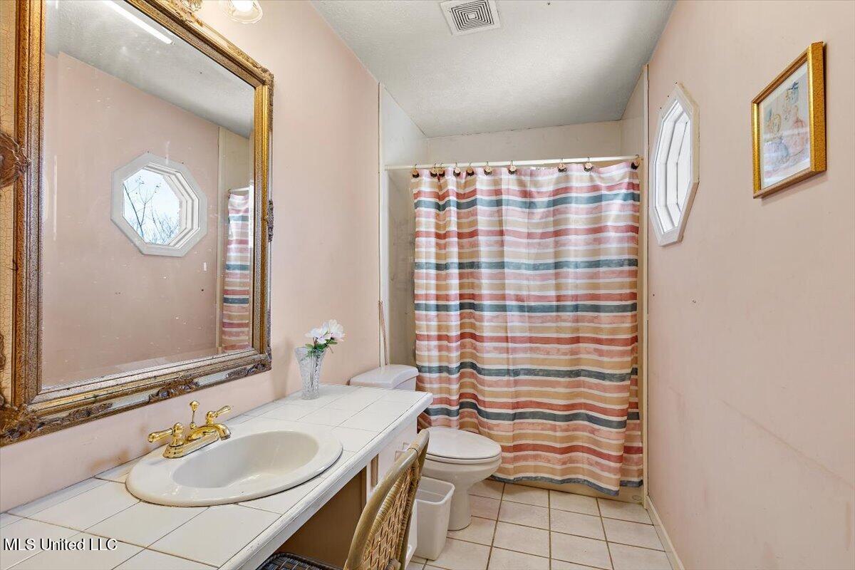 7994 Midway Road Raymond, MS 39154 - Photo 19 of 29 32-HTP_9631