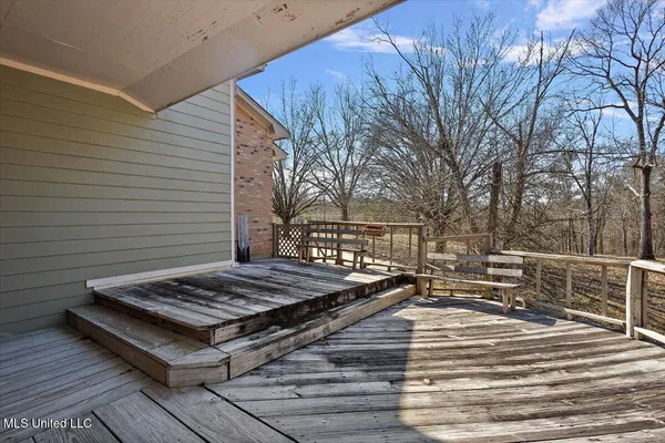 $488,000 | 7994 Midway Road, Raymond, MS 39154