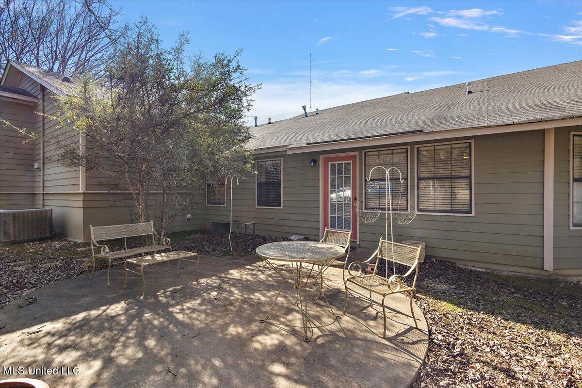 7994 Midway Road Raymond, MS 39154 - Photo 23 of 29 40-HTP_9646