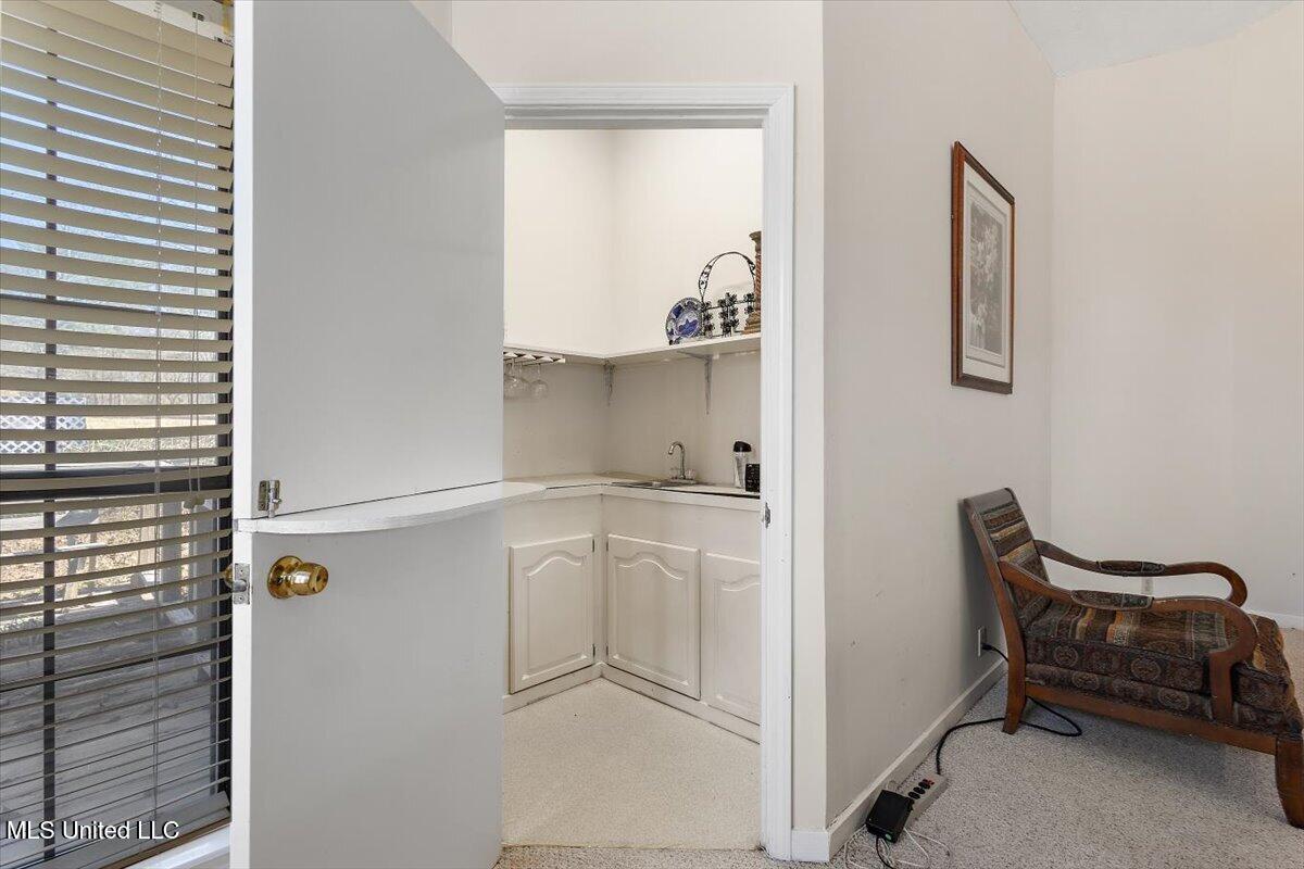 7994 Midway Road Raymond, MS 39154 - Photo 6 of 29 13-HTP_9574