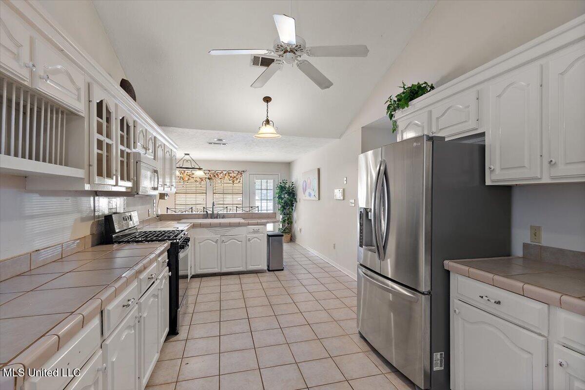 7994 Midway Road Raymond, MS 39154 - Photo 10 of 29 19-HTP_9592