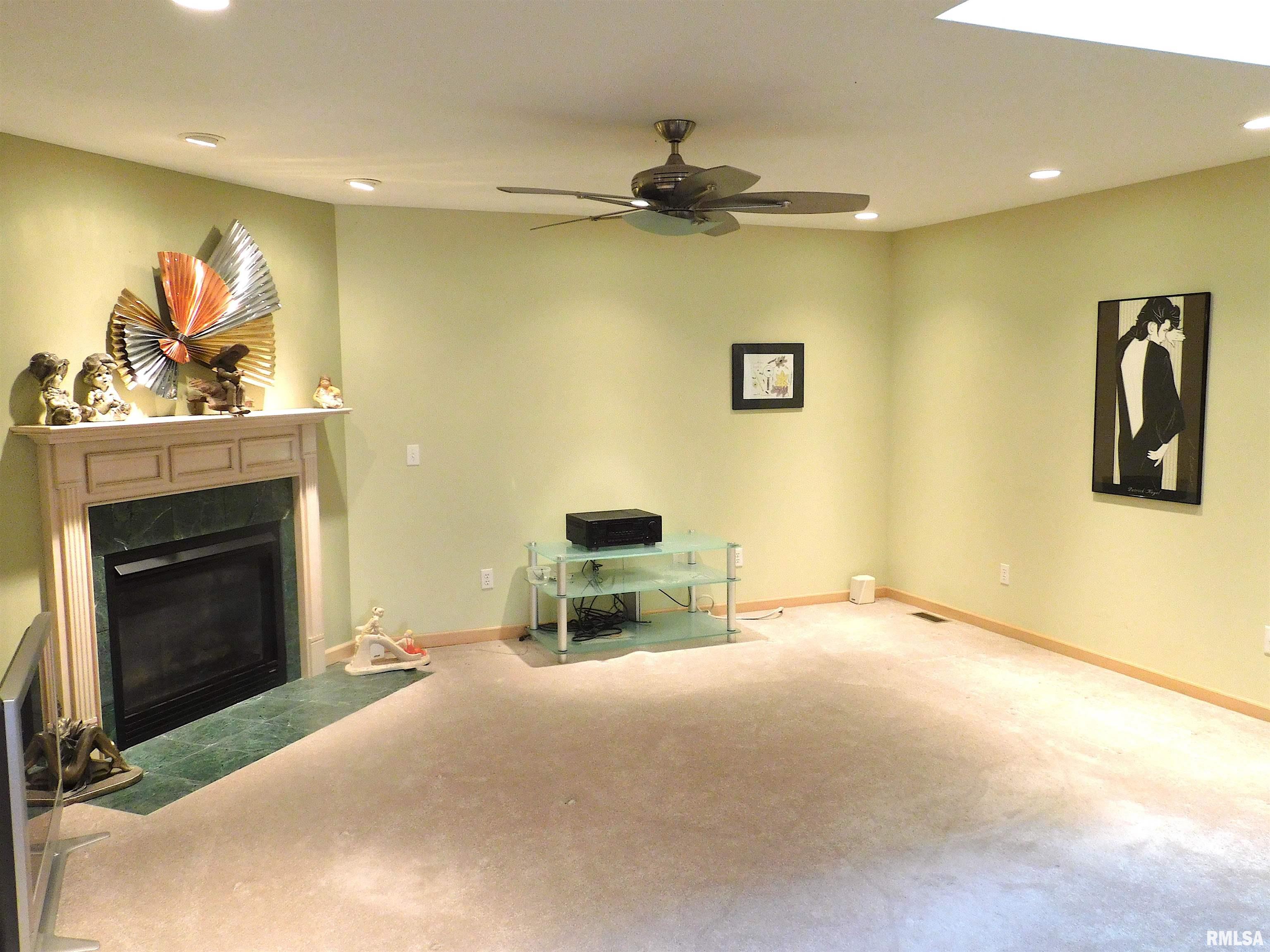 7112 Preston Drive Springfield, IL 62711 - Photo 6 of 20
