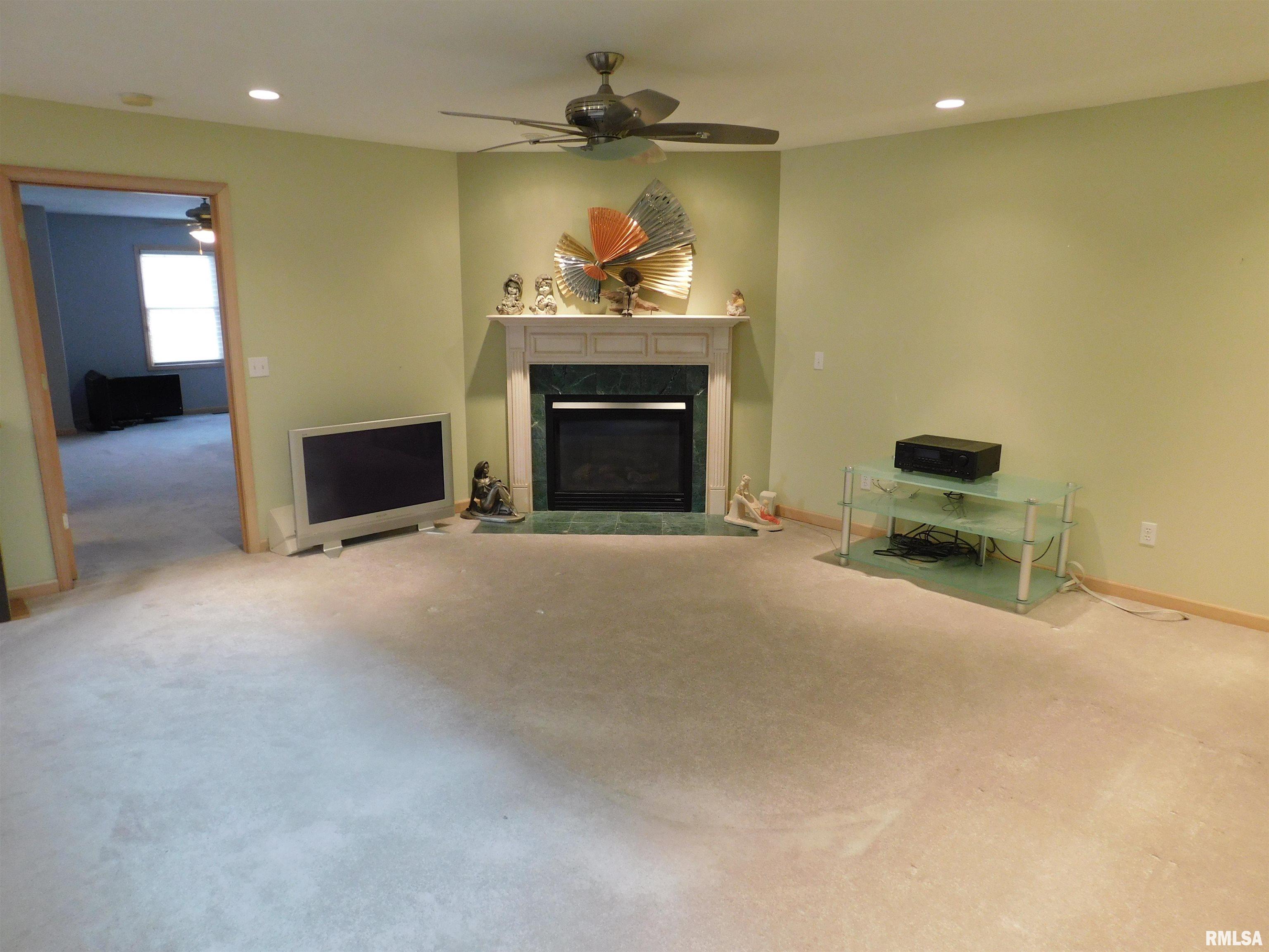 7112 Preston Drive Springfield, IL 62711 - Photo 7 of 20