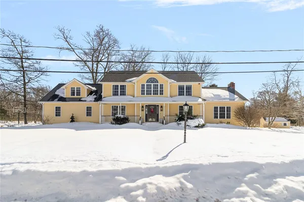 $999,500 | 1 Princess Pine Road, Lincoln, RI 02865