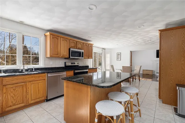 $999,500 | 1 Princess Pine Road, Lincoln, RI 02865