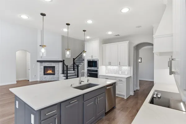 $3,925 | 2030 Green Haven Court, Missouri City, TX 77459