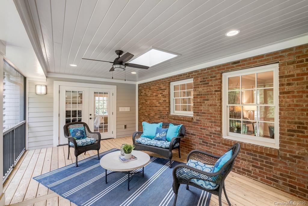 4200 Chelmsford Road Charlotte, NC 28211 - Photo 20 of 45 a living room with furniture and wooden floor
